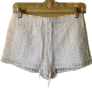 TopShop Lace Shorts (Like New) 4